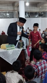 Tim Safari Ramadhan Gubernur Sumbar Kunjungi Mesjid Jamik Bukittinggi 
