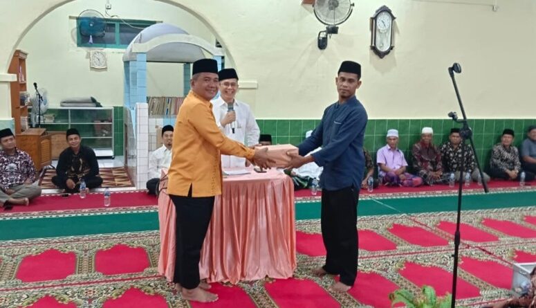 Tim Safari Ramadhan Pemprov Sumbar ke Pasaman, Bantu Mesjid dan Bedah Rumah