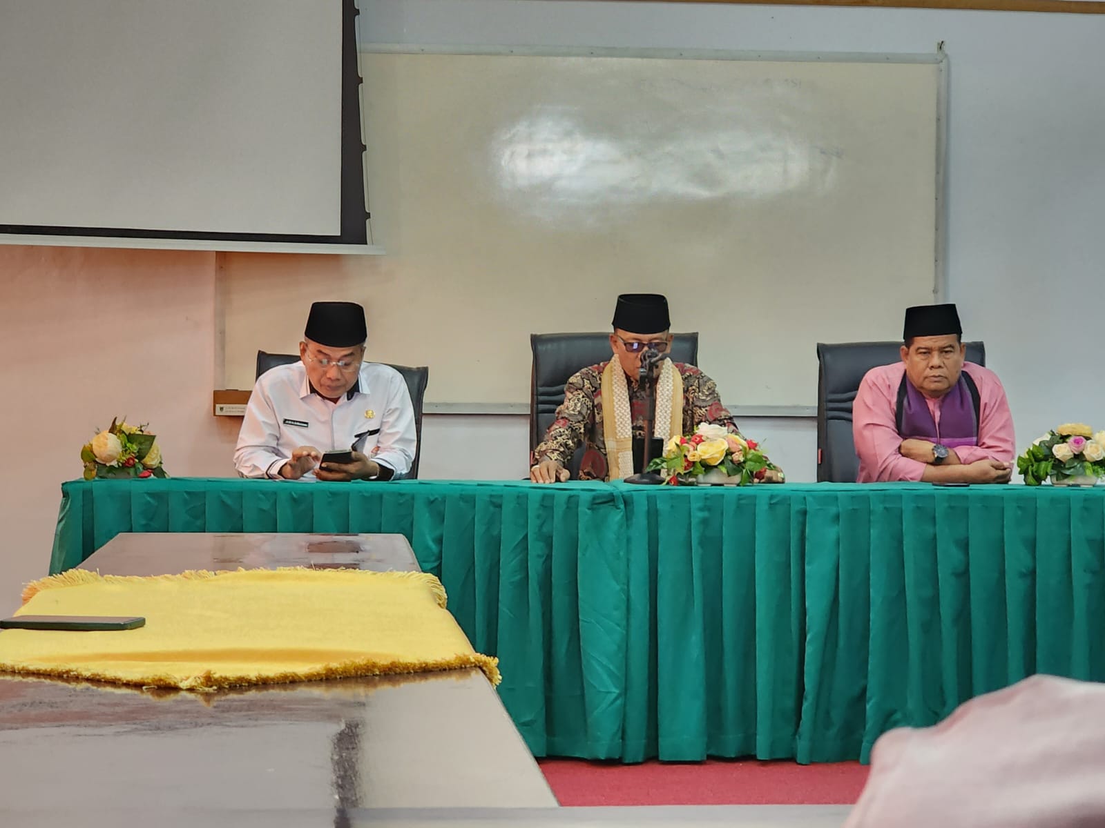 Wirid Mingguan di Dinas PMD Sumbar, Ustadz Sampaikan Amalan Ramadhan